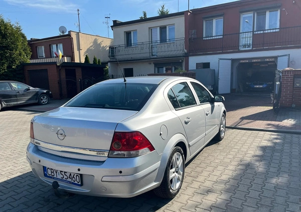 Opel Astra cena 8000 przebieg: 172000, rok produkcji 2008 z Dukla małe 79